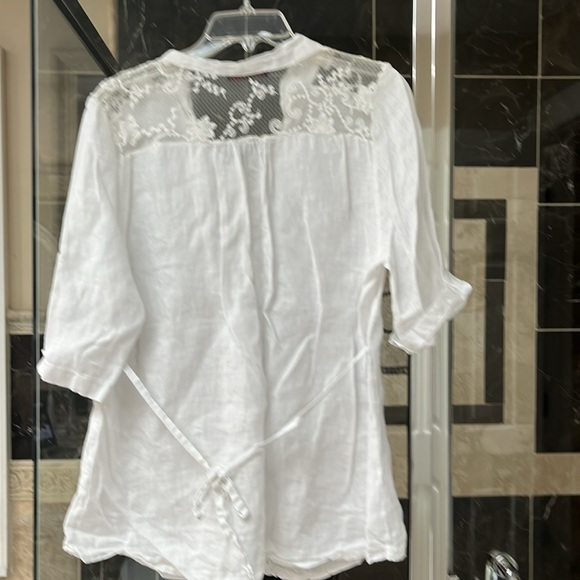 Romeo & Giulia linen white blouse, size M, excellent condition. - Picture 5 of 6